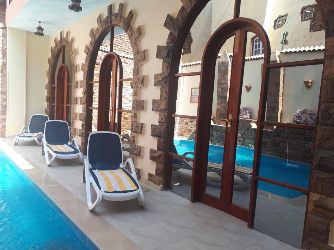 Pyramids Luxor Hotel & Spa Exterior foto